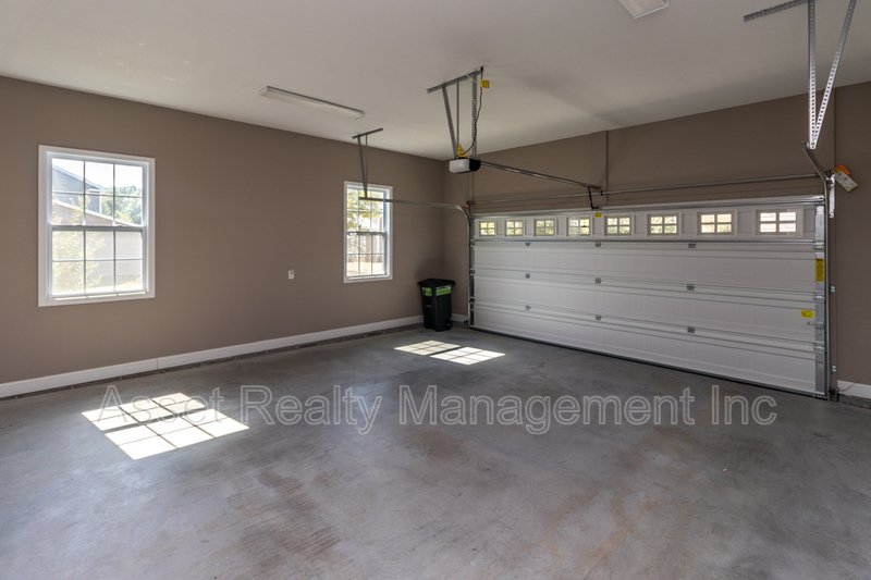 509 Broadberry Avenue property image