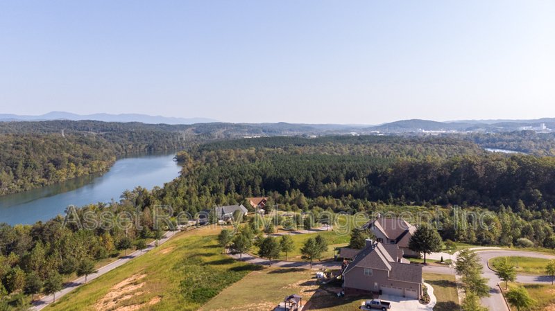 509 Broadberry Avenue property image