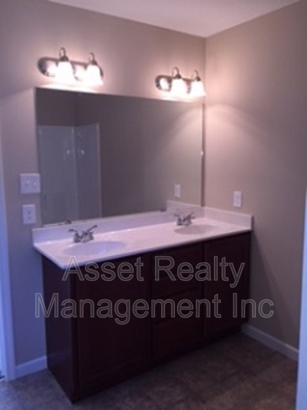 5909 Apple Valley Drive property image