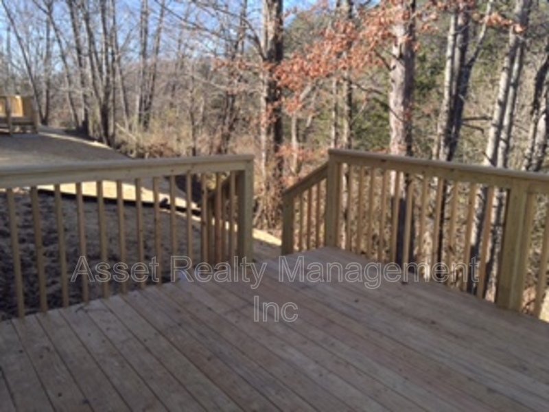 5909 Apple Valley Drive property image