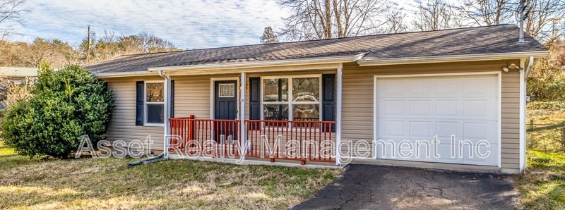 5601 Ludbury Lane property image