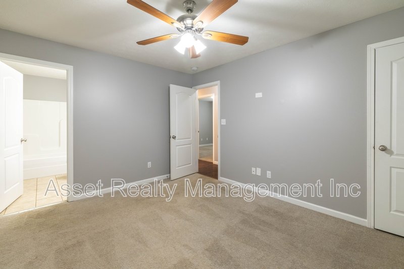 2013 Paris Road property image