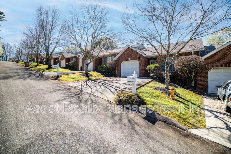 1315 Lucy Way - 7 property image