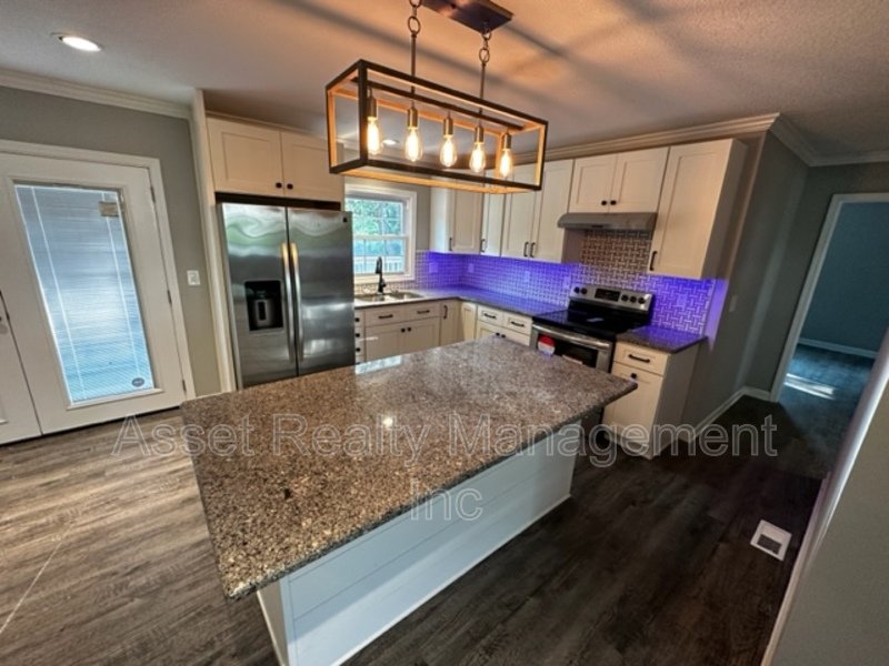 2208 Sanderson Road property image