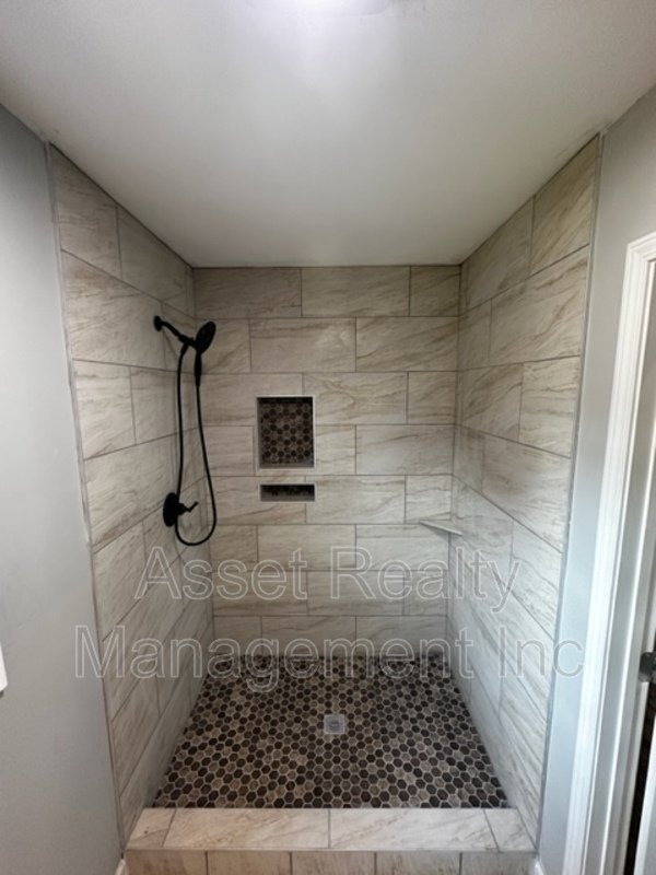 2208 Sanderson Road property image