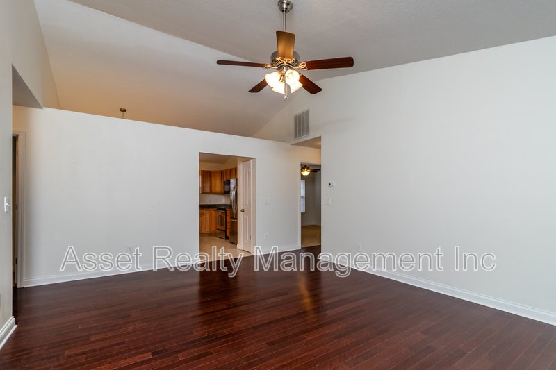 624 Drakewood Road property image