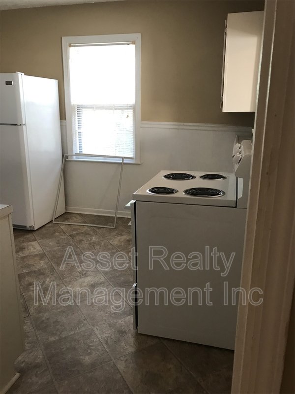 2315 Greenfield Ln property image
