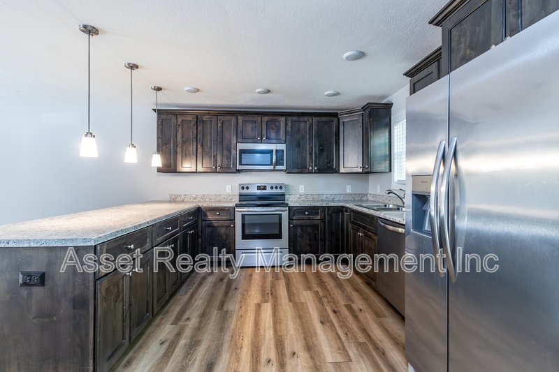 112 Walnut Lane property image