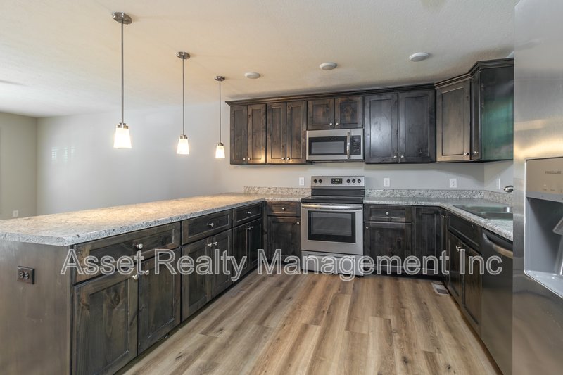 112 Walnut Lane property image