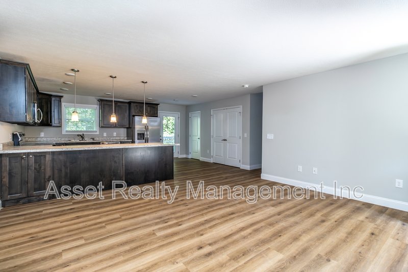 112 Walnut Lane property image