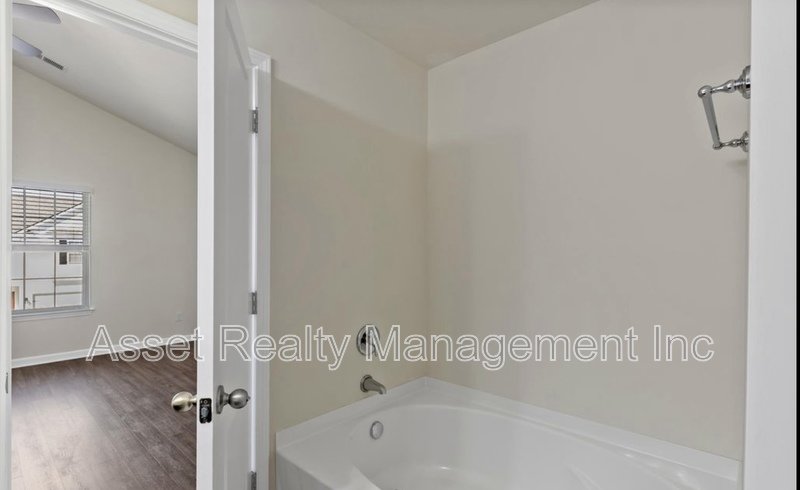2326 McCampbell Wells Way property image