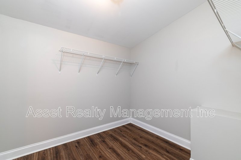 1715 Fay Street property image