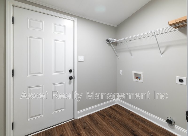1715 Fay Street property image