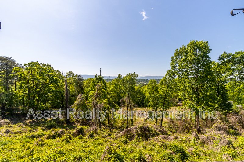 616.618.622. 628 North Cunningham Road - 628 #2 property image