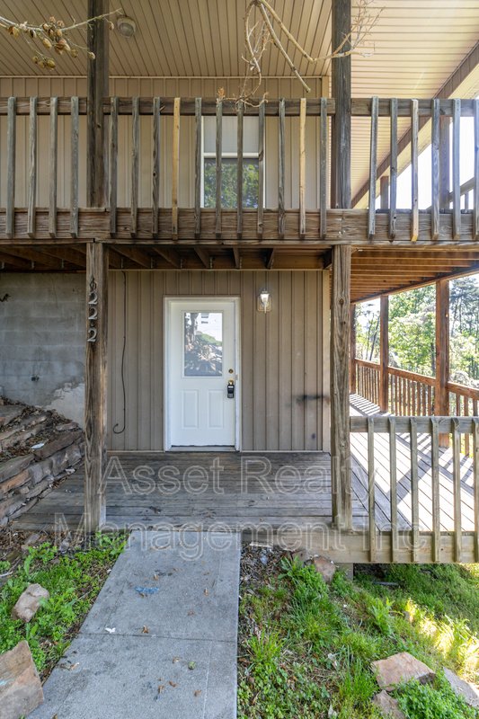 616.618.622. 628 North Cunningham Road - 628 #2 property image