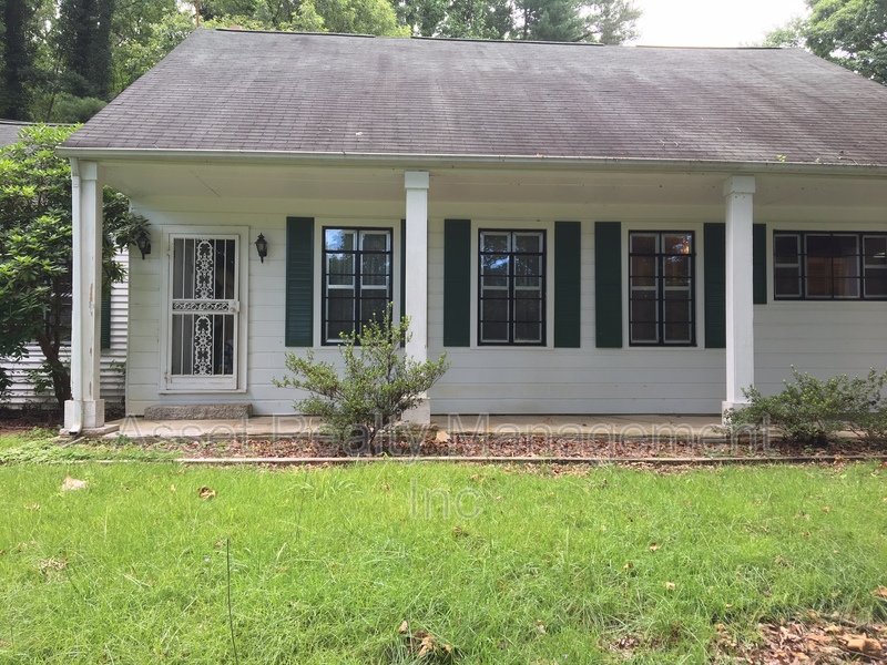 2033 Decatur Highway property image