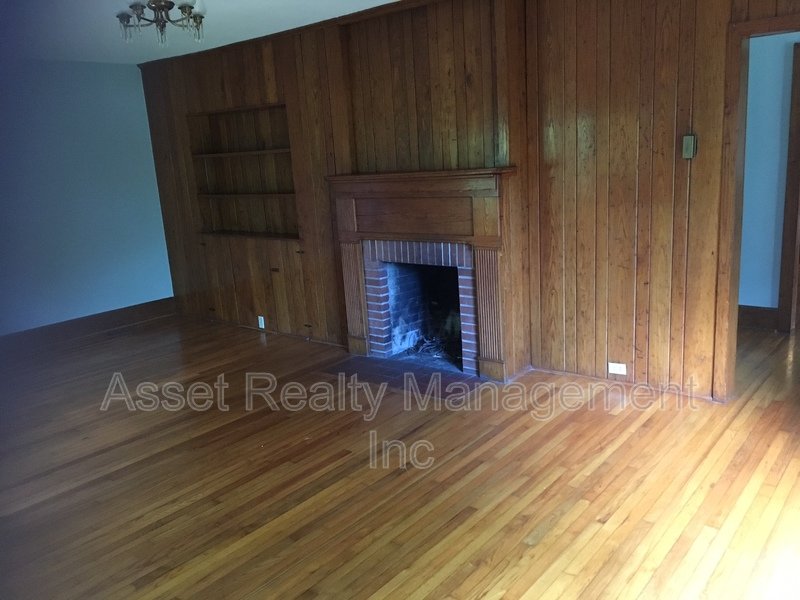 2033 Decatur Highway property image