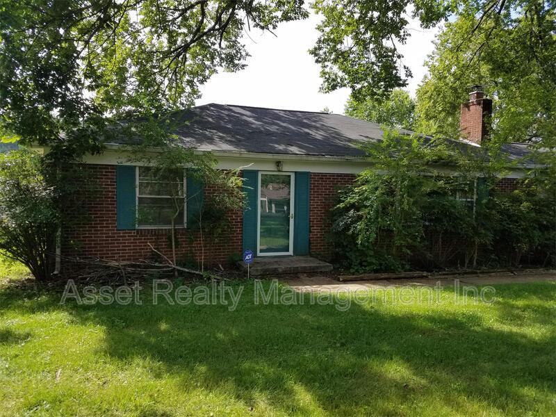 102 Eastwood Dr - 1 property image