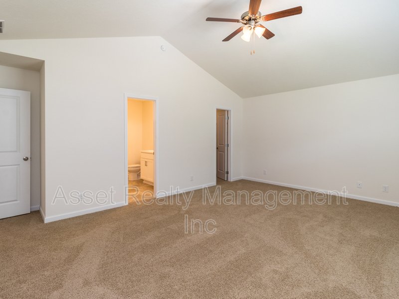4831 Birchcrest Lane property image