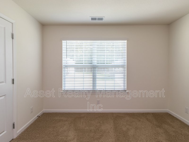 4831 Birchcrest Lane property image