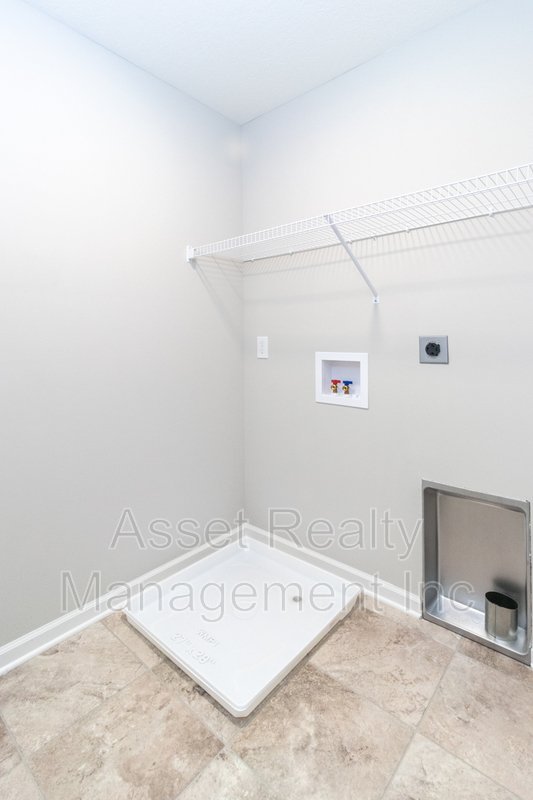 628 Drakewood Road property image