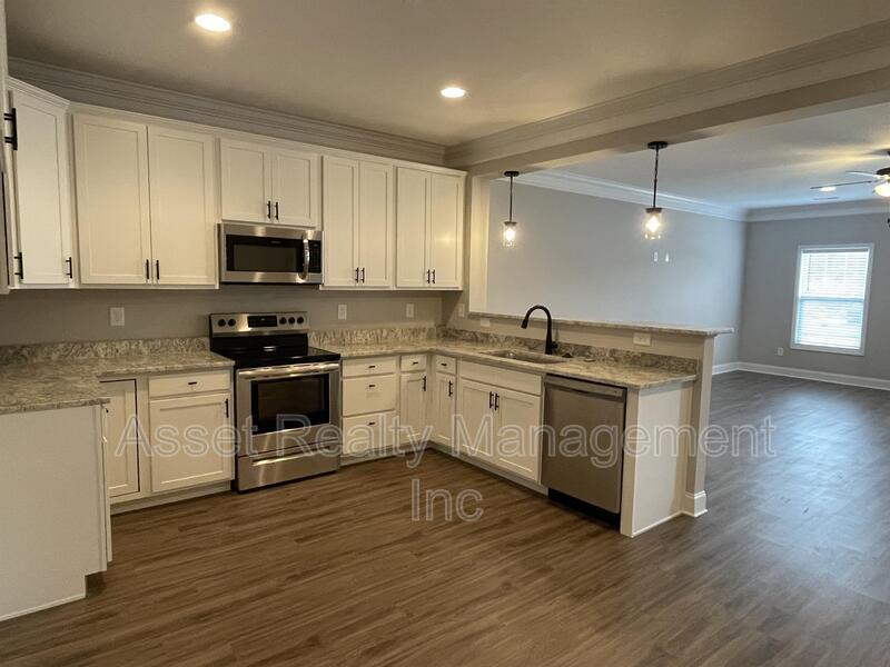 338 Broadberry Avenue property image