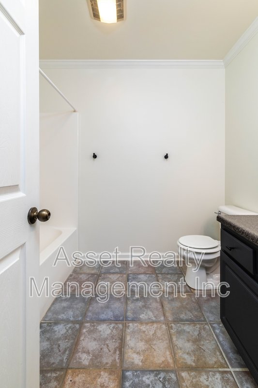 1315 Lucy Way - 7 property image