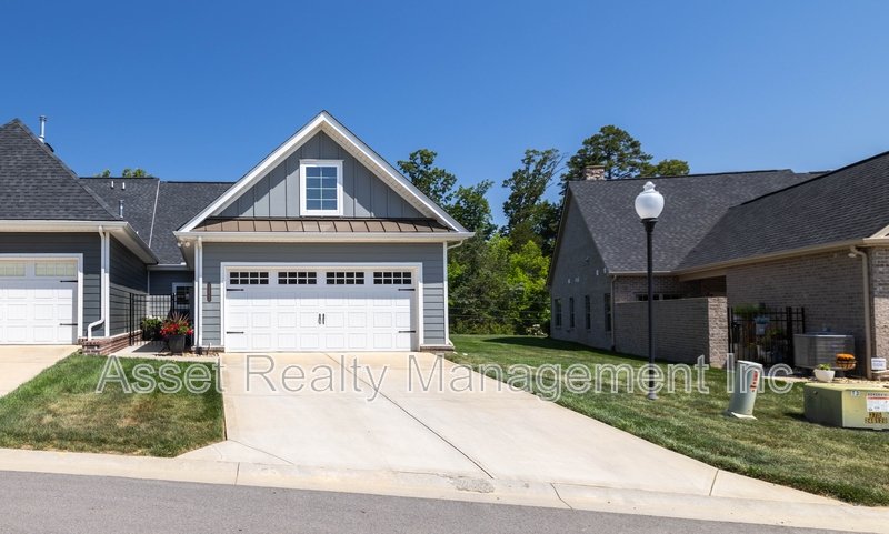 12623 Needlepoint Drive - 1 property image