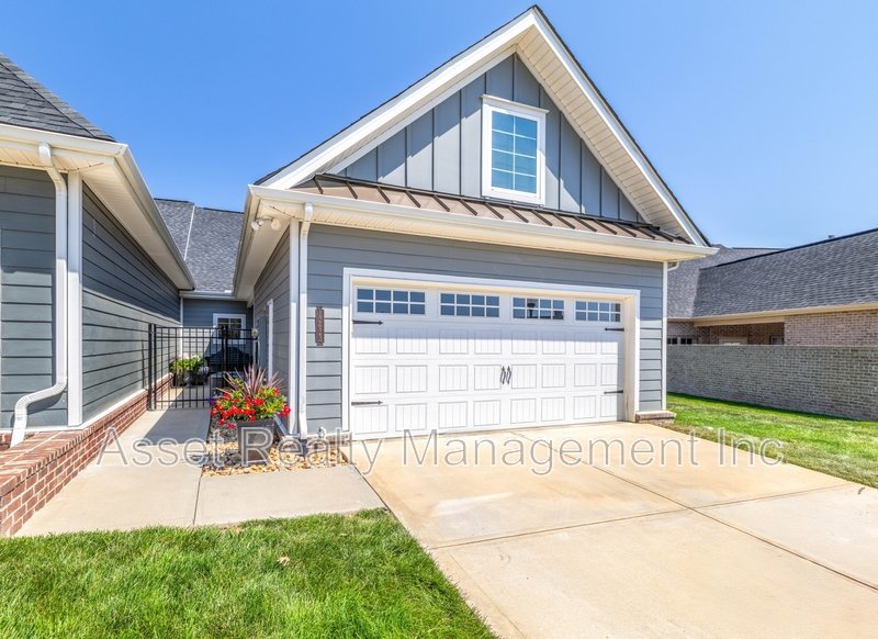 12623 Needlepoint Drive - 1 property image