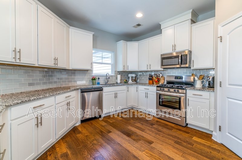 12623 Needlepoint Drive - 1 property image