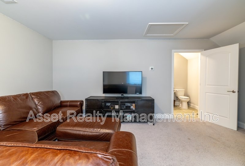12623 Needlepoint Drive - 1 property image