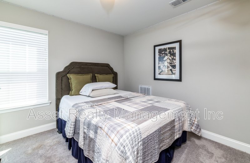 12623 Needlepoint Drive - 1 property image