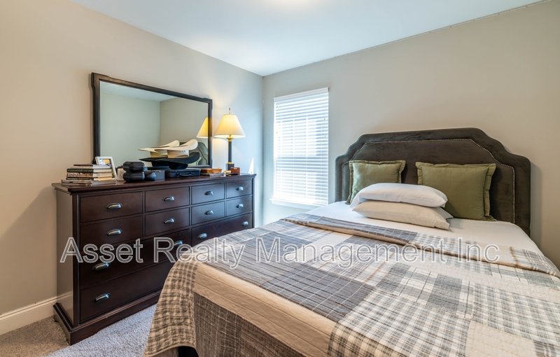 12623 Needlepoint Drive - 1 property image