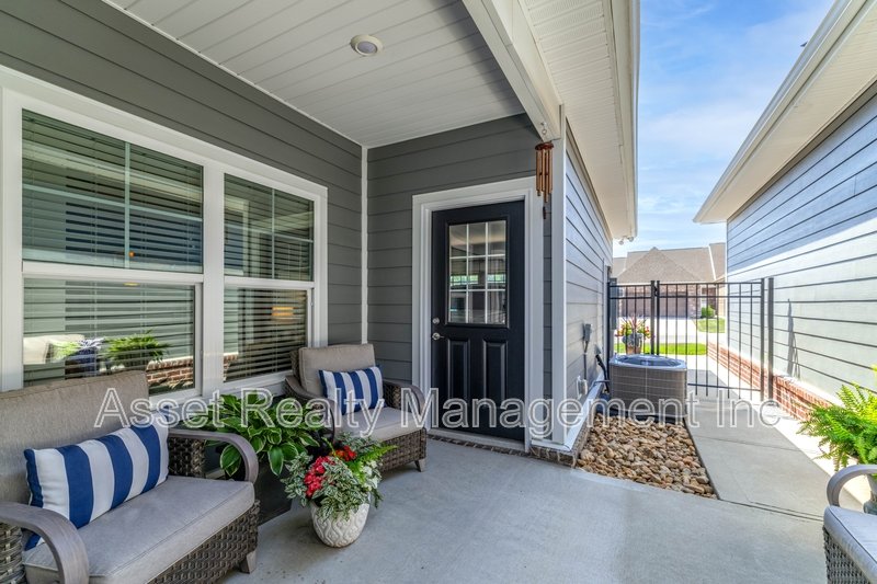 12623 Needlepoint Drive - 1 property image