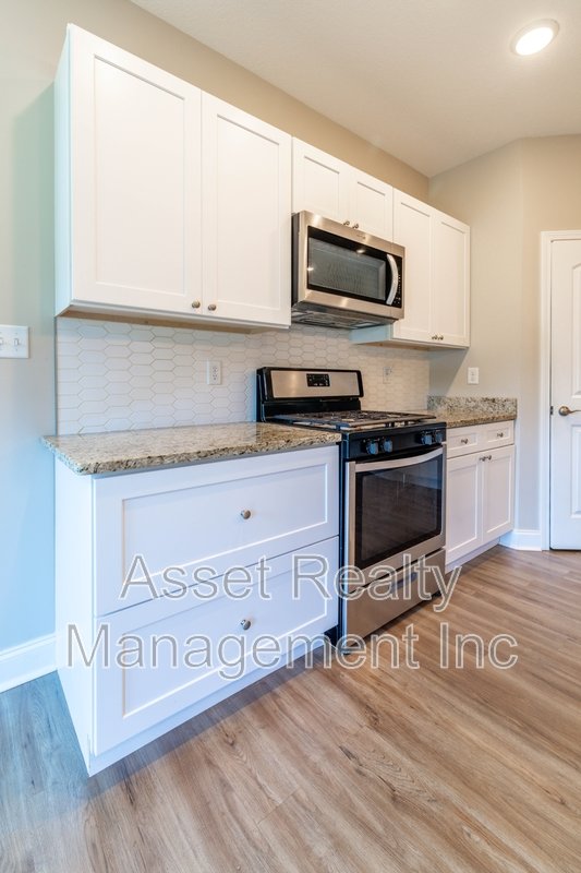 127 South Van Gilder Way property image