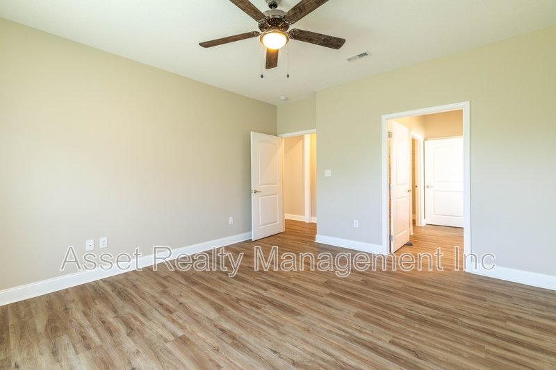 127 South Van Gilder Way property image