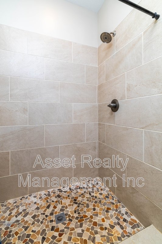 127 South Van Gilder Way property image