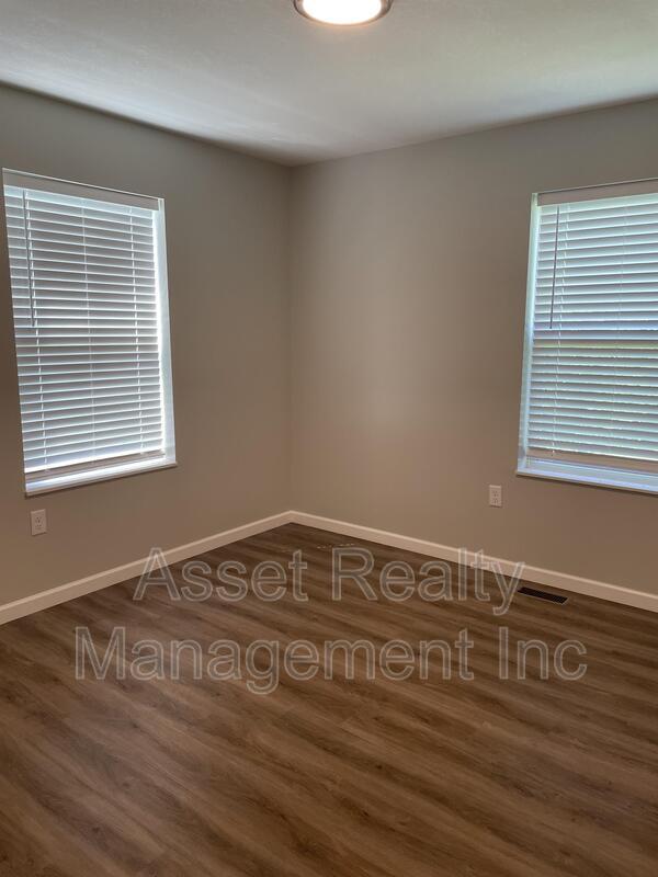 5020 McIntyre Road property image