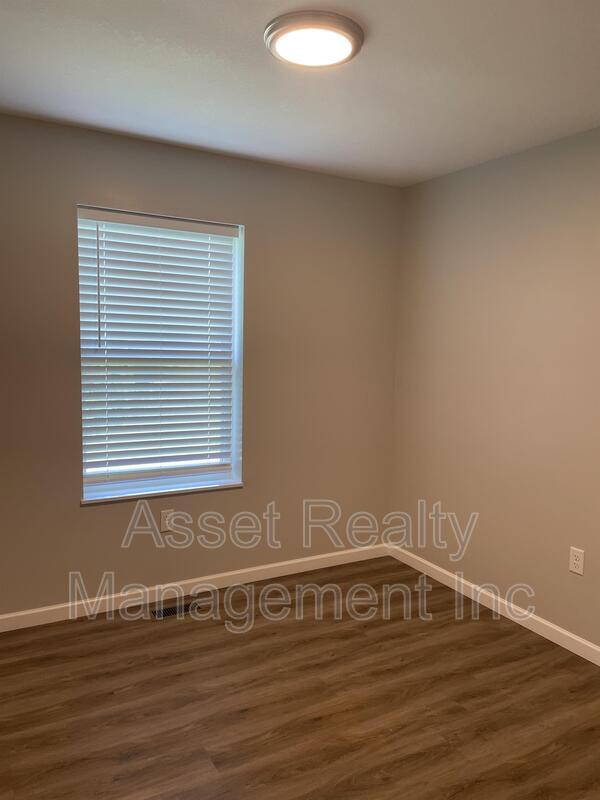 5020 McIntyre Road property image