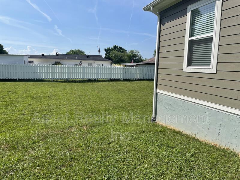 5020 McIntyre Road property image