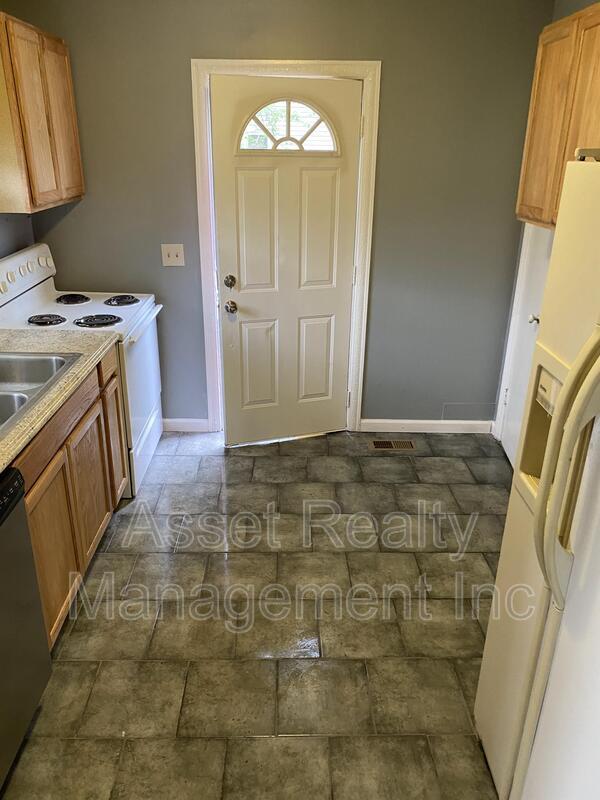 928 Vivian Avenue property image