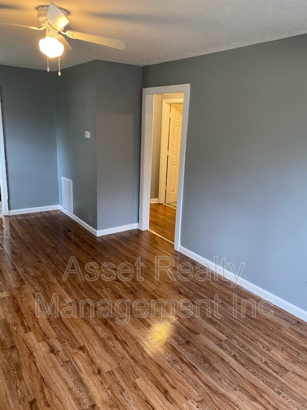 928 Vivian Avenue property image