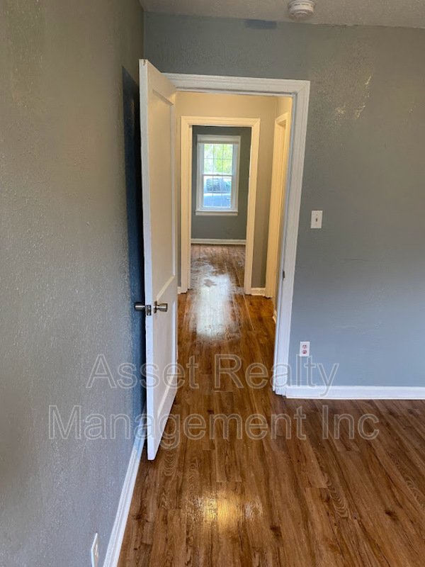 928 Vivian Avenue property image
