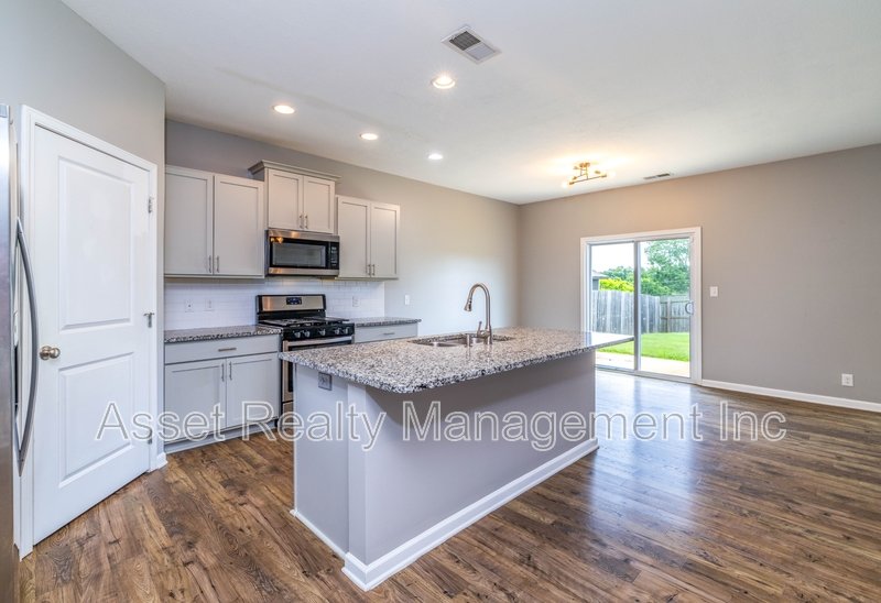 4420 Blackberry Trellis Lane property image