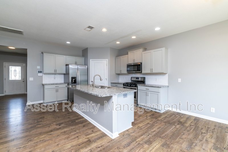 4420 Blackberry Trellis Lane property image