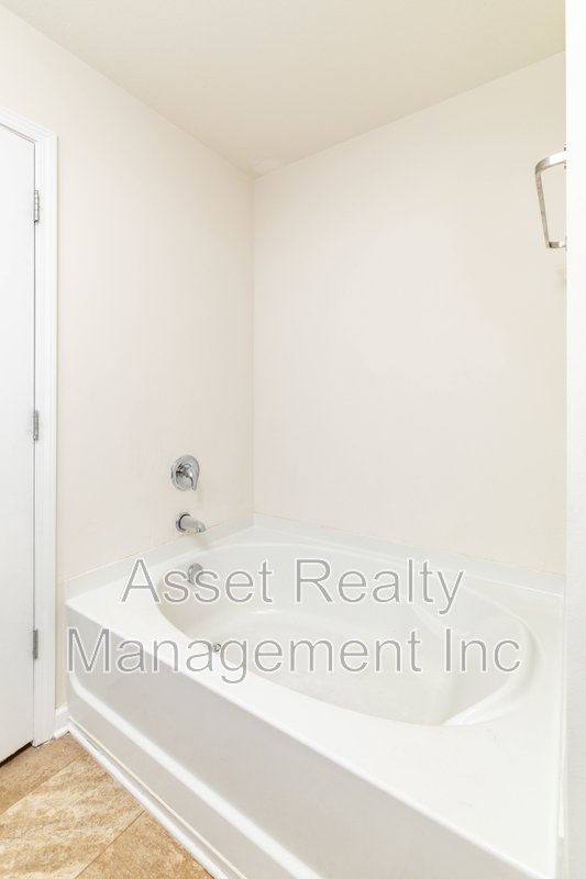 2326 McCampbell Wells Way property image