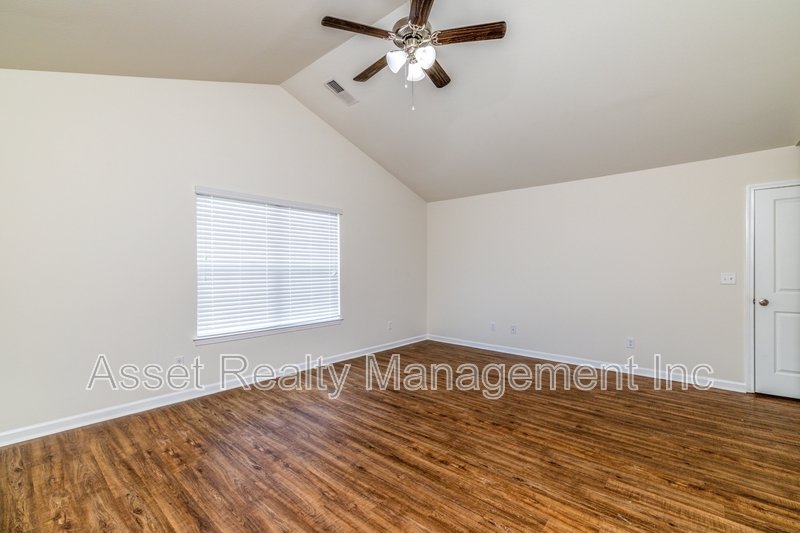 2326 McCampbell Wells Way property image