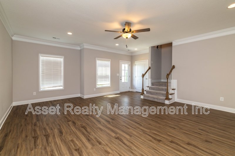 338 Broadberry Avenue property image