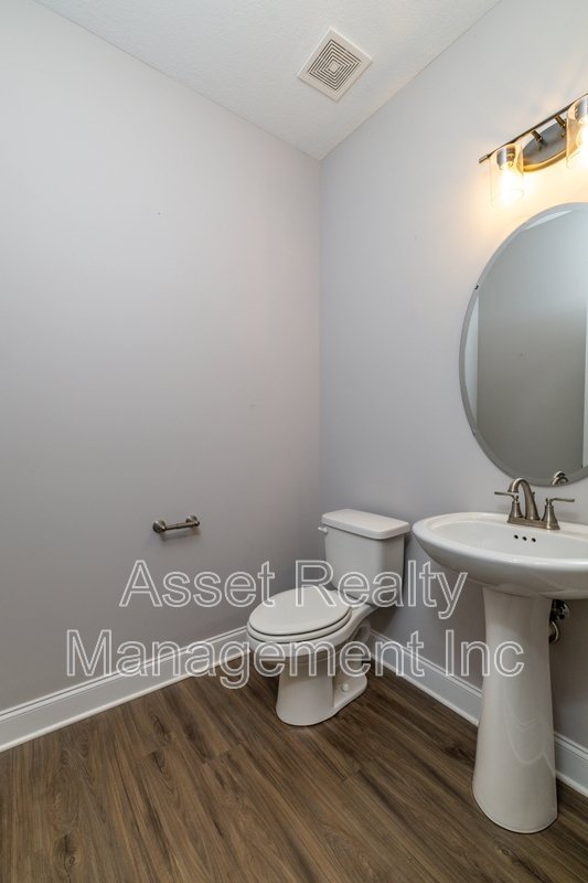 338 Broadberry Avenue property image