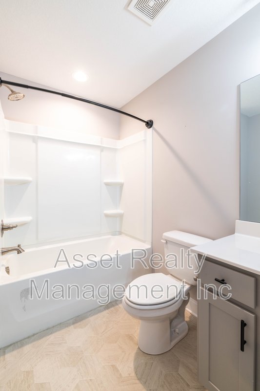 338 Broadberry Avenue property image